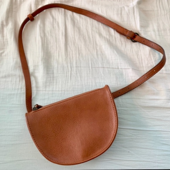 Chestnut Brown Leather Fannypack - Picture 1 of 4